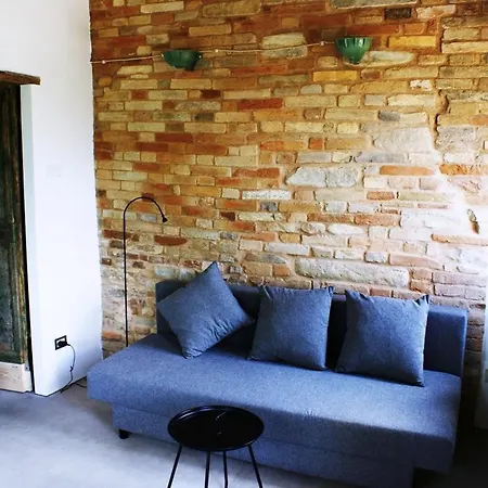 Unico Senso Apartment Montottone
